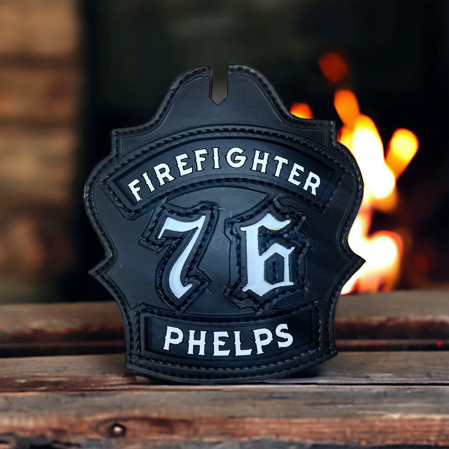 Kingpin shield brown leather