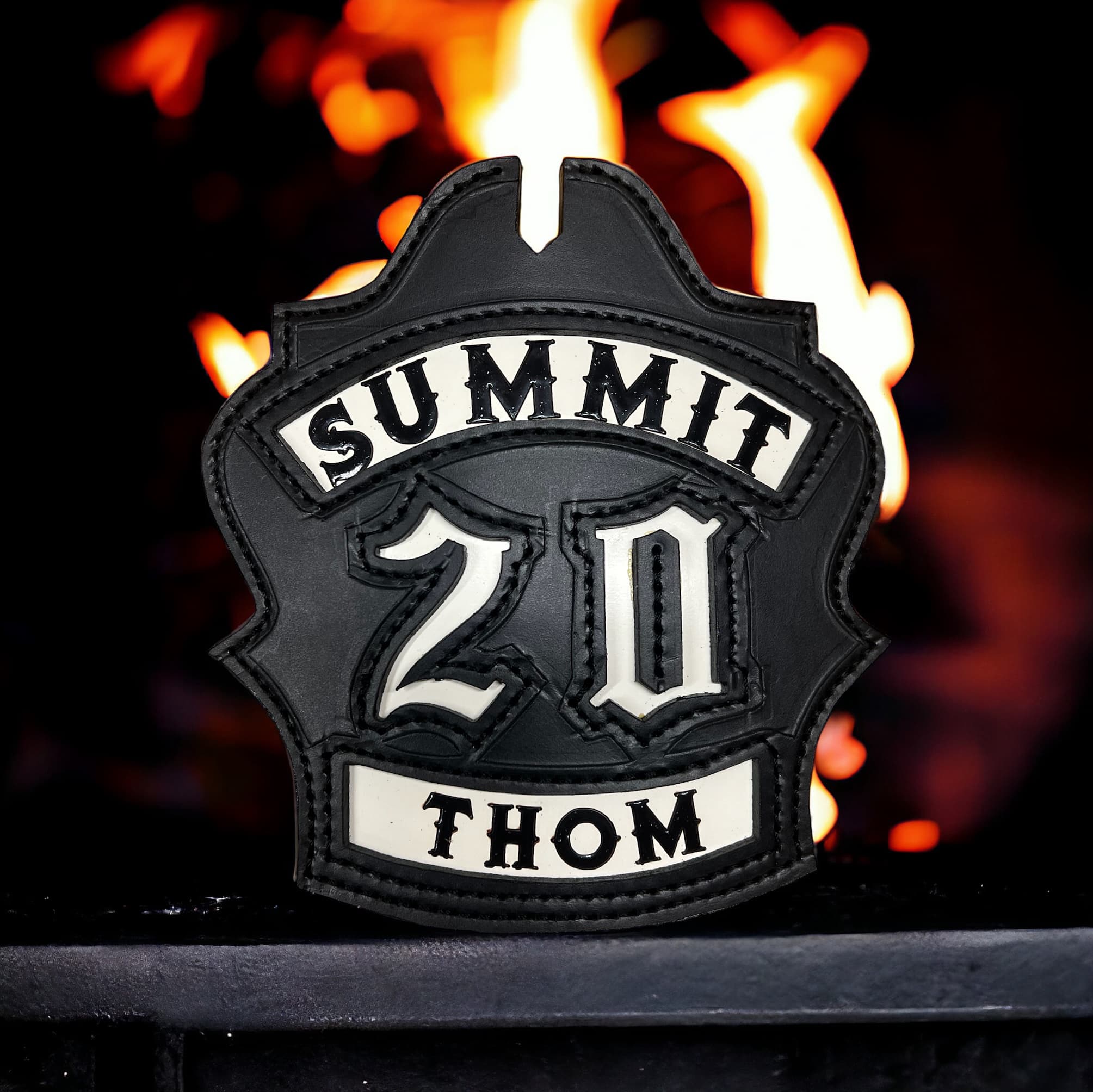 Kingpin shield with department text